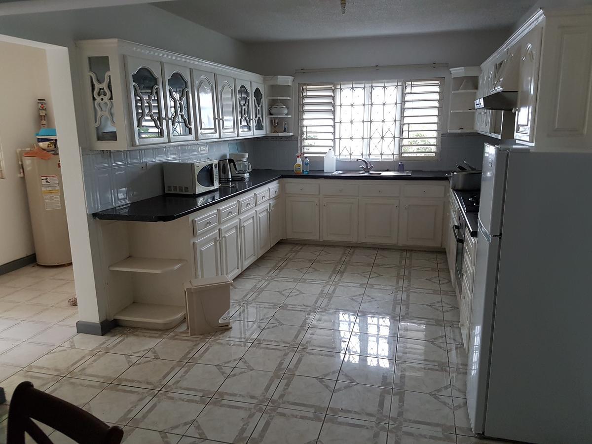 Jus4U-1 The Home Away From Home Villa Ocho Ríos Extérieur photo