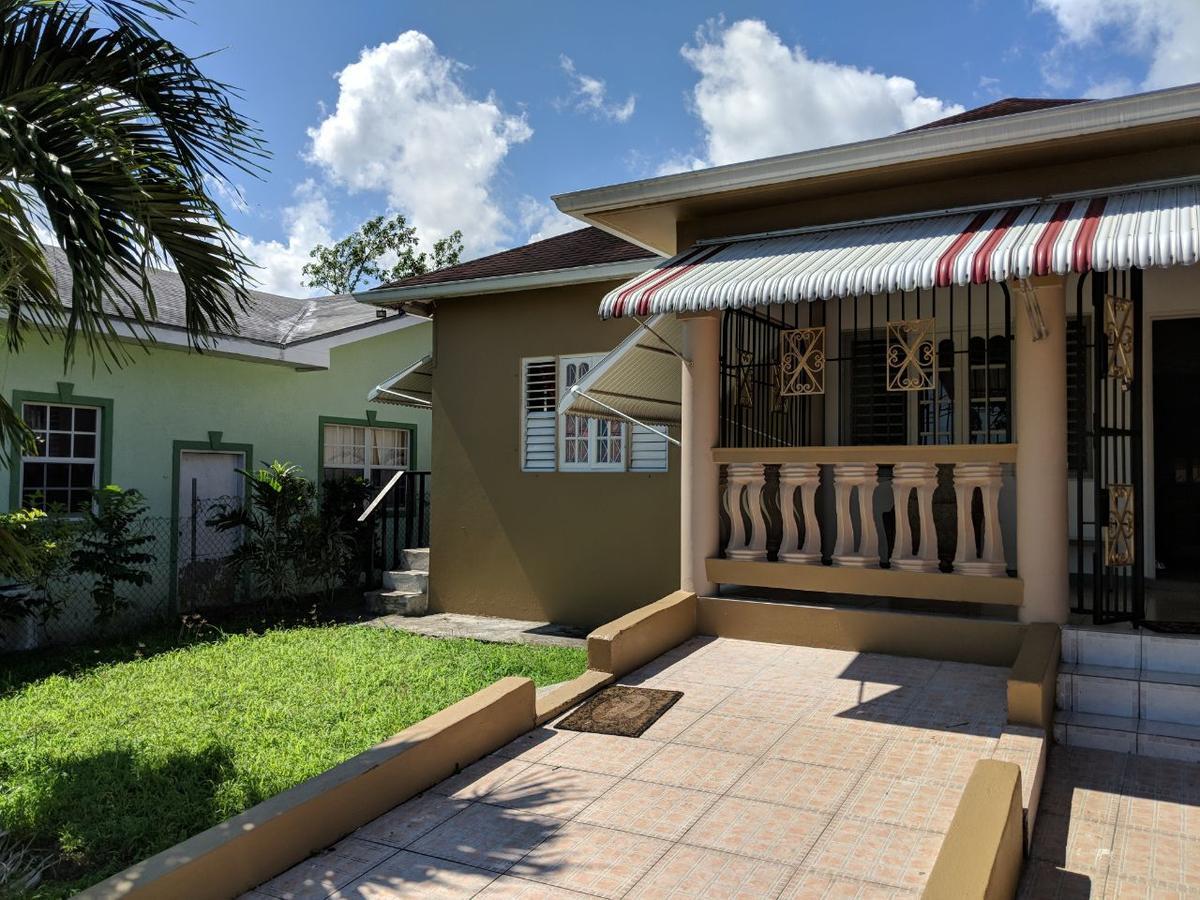 Jus4U-1 The Home Away From Home Villa Ocho Ríos Extérieur photo